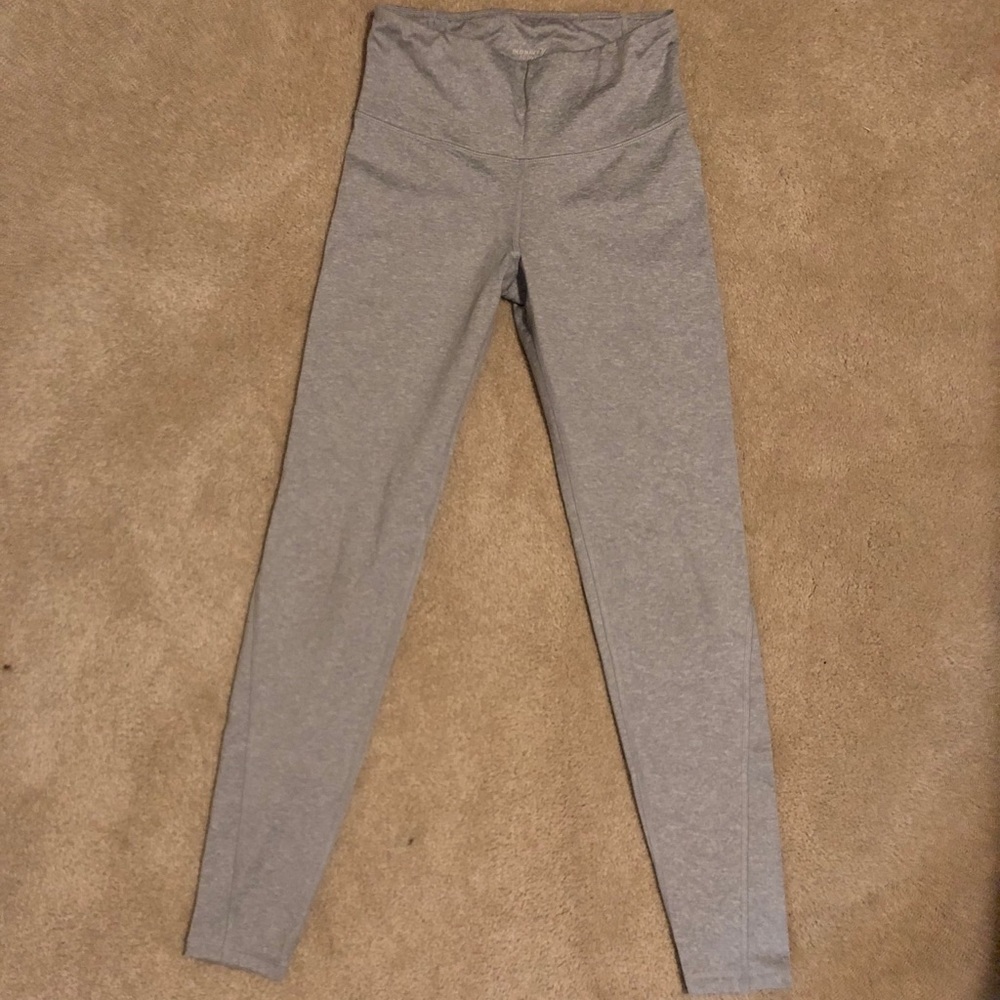 Grey workout leggings